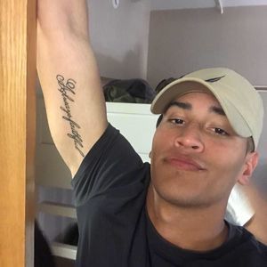 Meet your Posher, Joshua